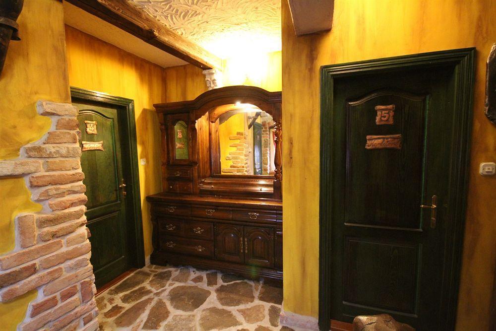 XIV Century Rooms Kaštela エクステリア 写真